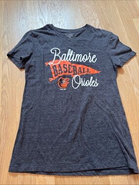 Genuine Merchandise Baltimore Orioles Gray & Orange Short Sleeve Tee